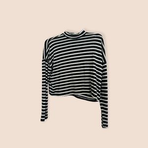 Forever 21 Black and White Striped Long Sleeve Top